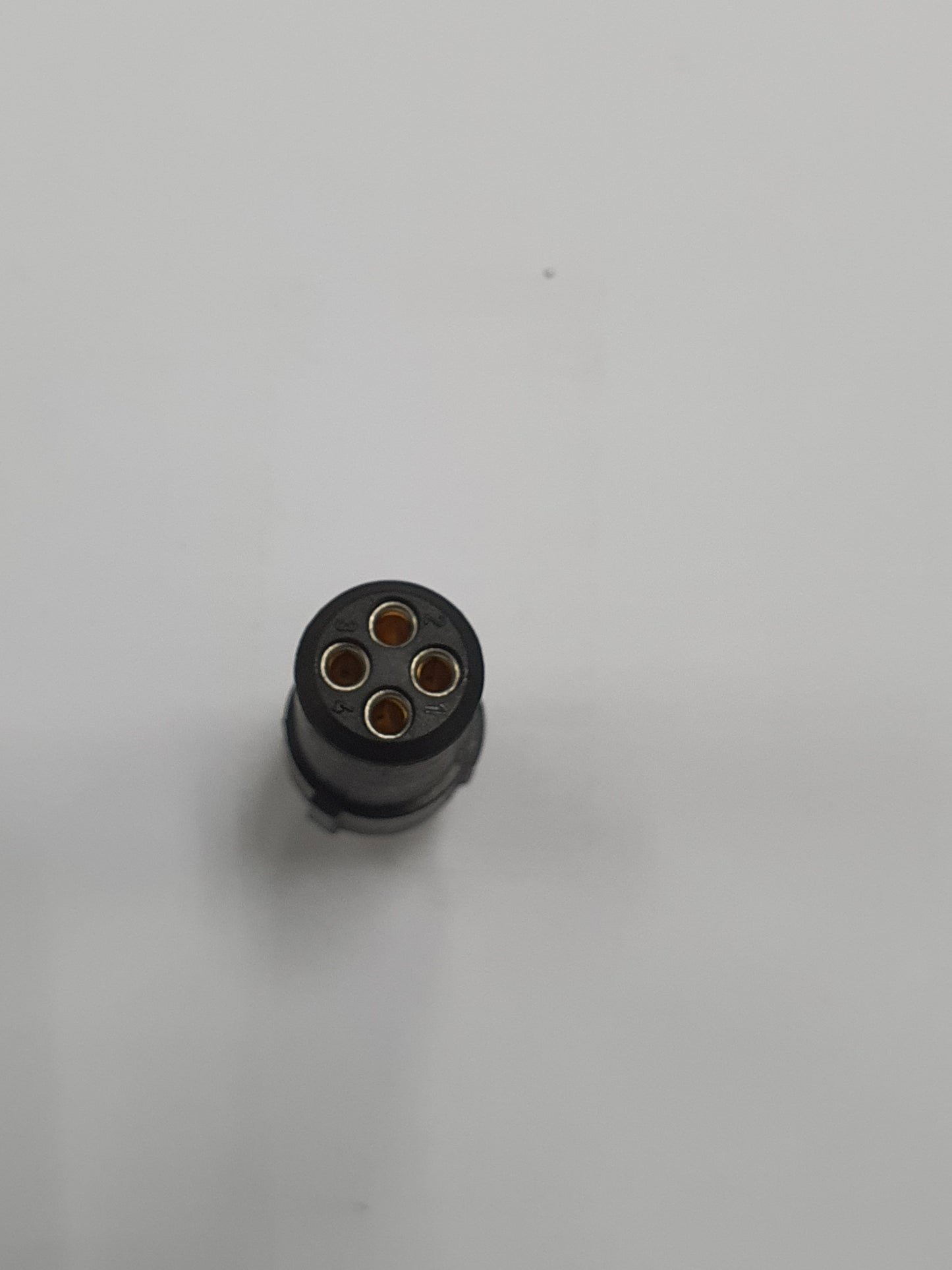 Connector , FEDF 10TPN 04-16-A75