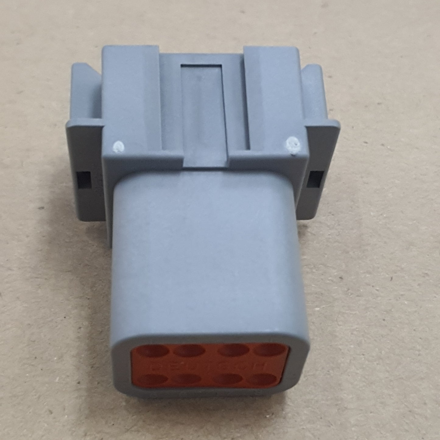 Connector DT04-08PA