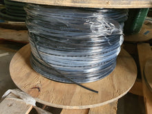 Load image into Gallery viewer, Cable unarmored 4C x 18AWG Polyurethane, PN: VAR 377  (per meter)
